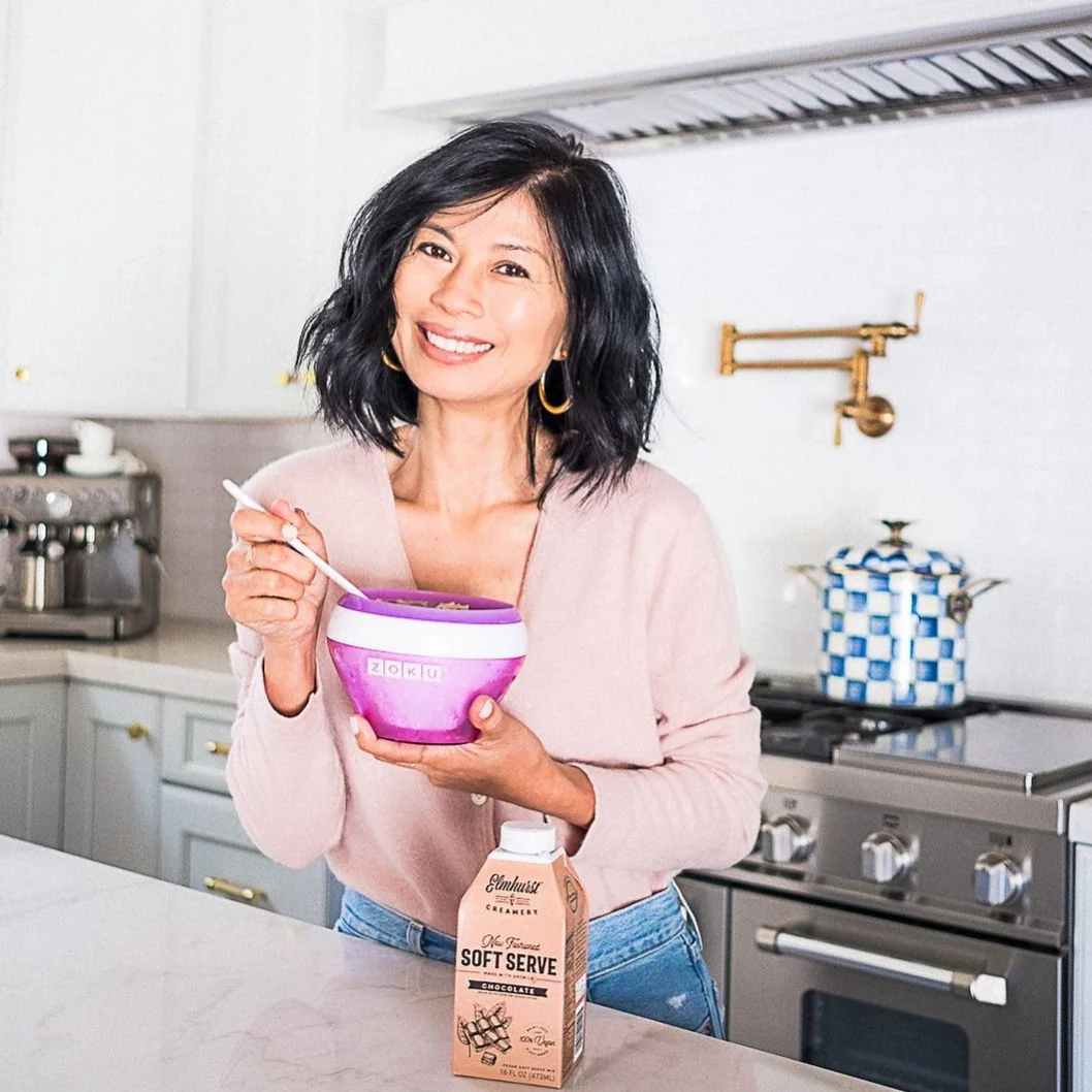 Ice Cream Maker & Recipe Book Bundle - Image 9